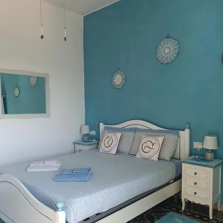 Eleonora D'arborea, Centro Storico Bed & Breakfast 3*