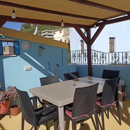 住宿加早餐酒店 Eleonora D'arborea, Centro Storico 波萨达