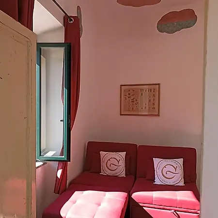 Eleonora D'arborea, Centro Storico 3*