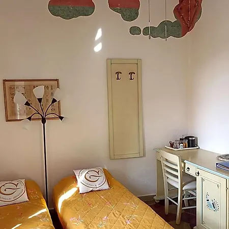 Eleonora D'arborea, Centro Storico 3*