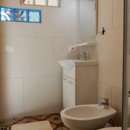 Eleonora D'arborea, Centro Storico 波萨达