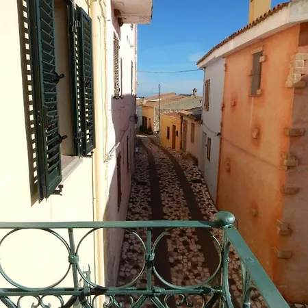 Eleonora D'arborea, Centro Storico