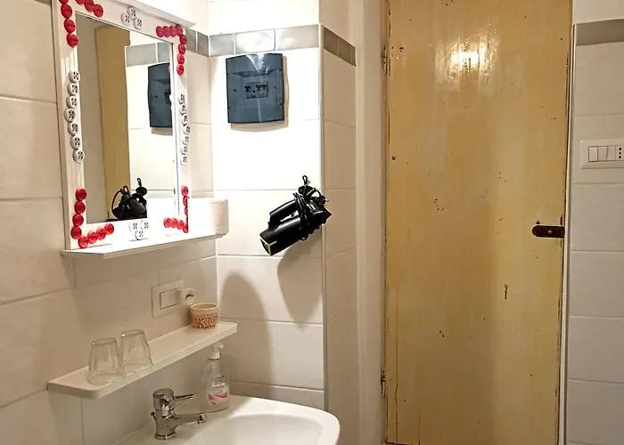 Oda ve Kahvaltı Eleonora D'arborea, Centro Storico 3*