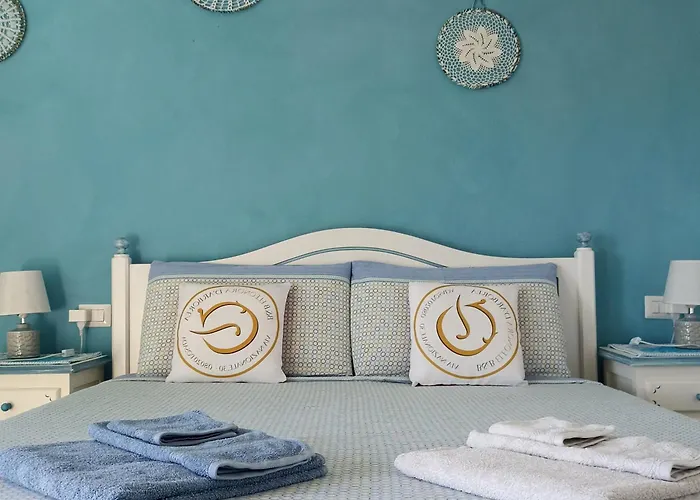 Eleonora D'arborea, Centro Storico 3* Posada (Sardinia)