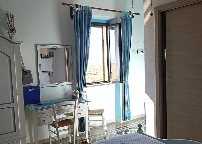 Eleonora D'arborea, Centro Storico Oda ve Kahvaltı Posada (Sardinia)