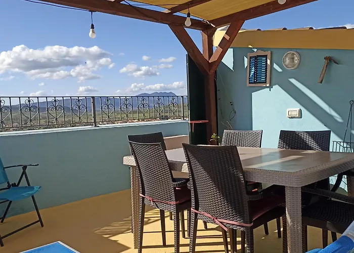 Eleonora D'arborea, Centro Storico 3*